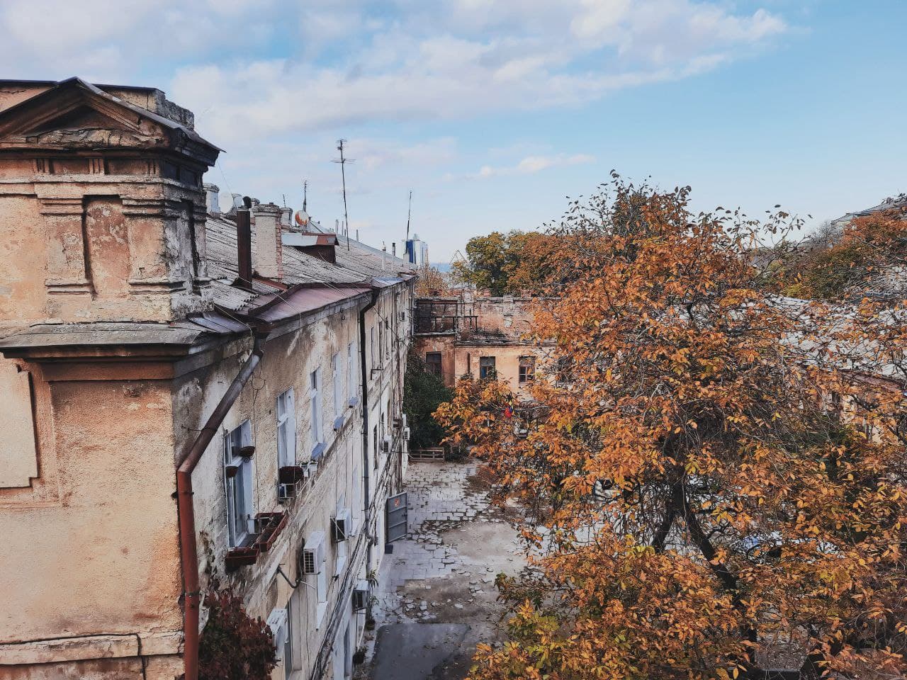 Вид со Строгановского моста в Одессе в октябре 2021 года. Фото Марины Повертайло