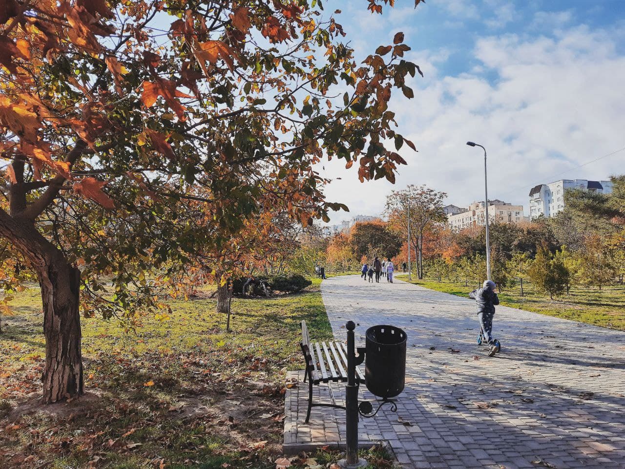 Парк Победы в Одессе в октябре 2021 года. Фото Марины Повертайло