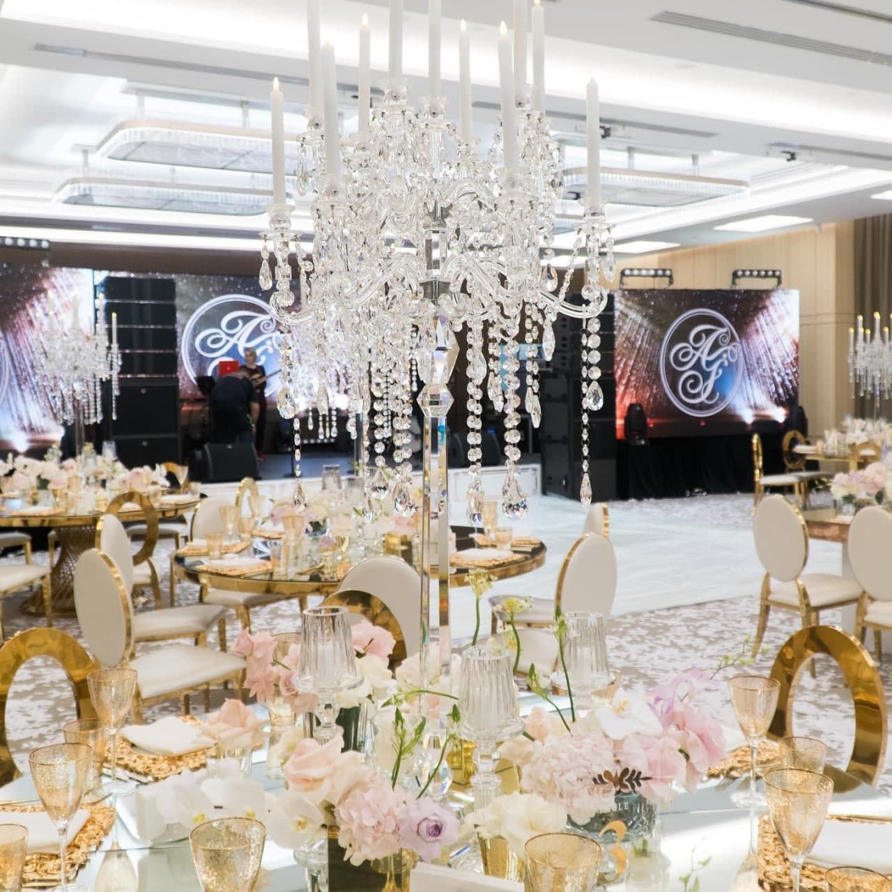 Новый год без готовки: 10 заведений Одессы, где можно встретить 1 января.