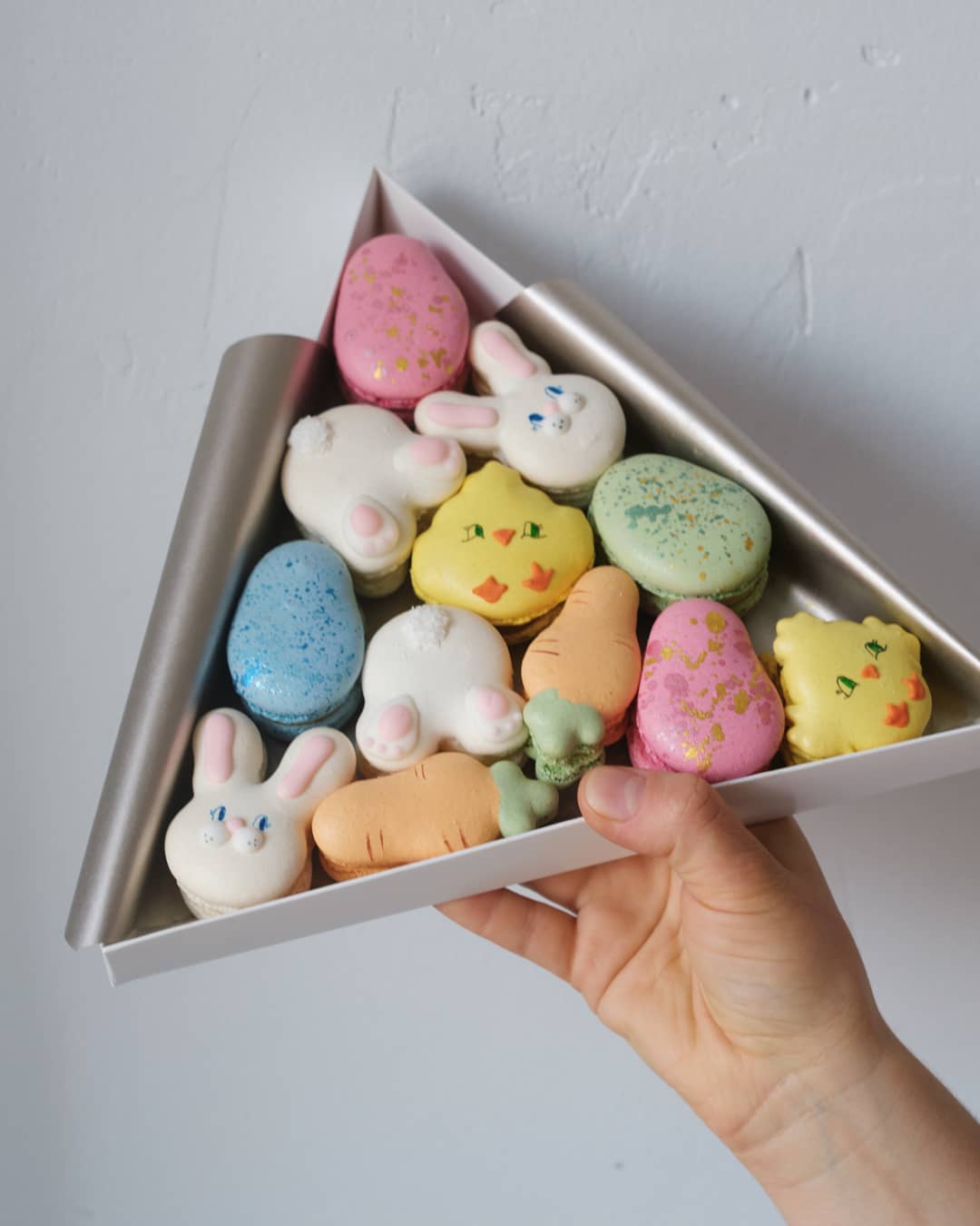 Глаза разбегаются: какие необычные паски можно купить в Одессе. Фото: instagram.com/pierre_la_sweet_boutique