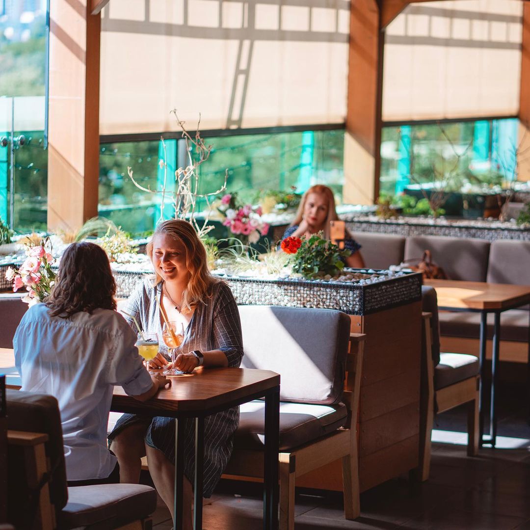 Ресторан "Сады Победы". Фото: instagram.com/sadypobedy_hall