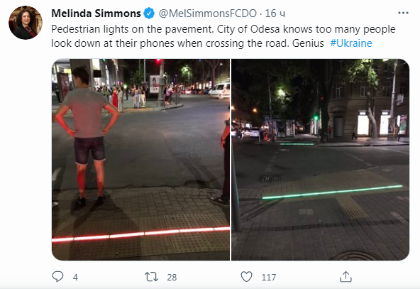 Посол Великобритании назвала гениальными LED-светофоры на тротуарах в центре Одессы