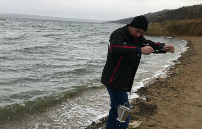 Рыбалка отменяется: в Хаджибейском лимане под Одессой нашли токсины. Фото: экологическая инспекция 