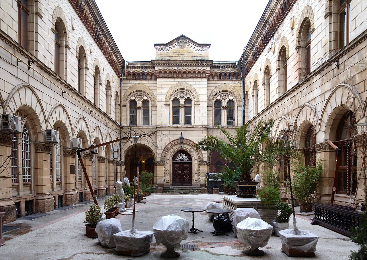 Внутренний двор Одесской филармонии. Фото: Google