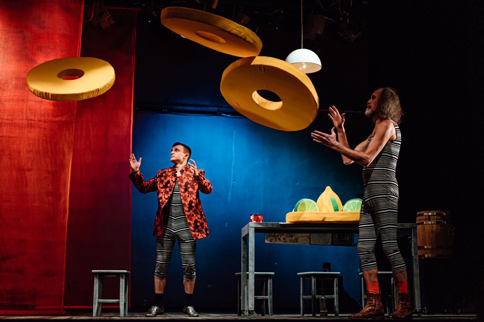 Спектакль «Тариф класса люкс»