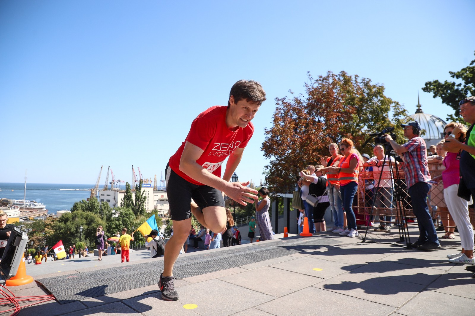 Забег по Потемкинской лестнице. Фото: горсовет