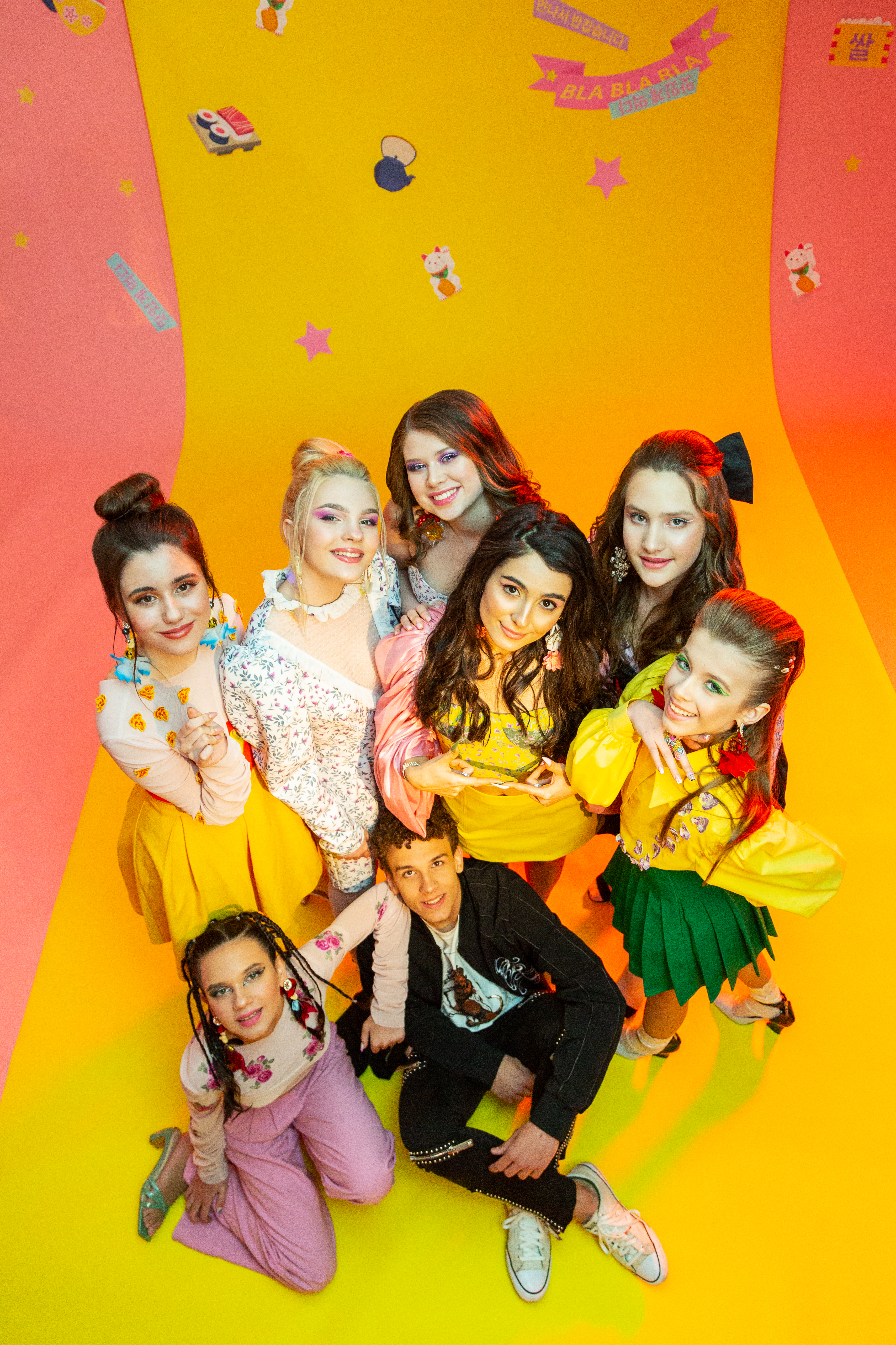 Анна Тринчер презентует клип и макси-сингл "БЛА БЛА БЛА"