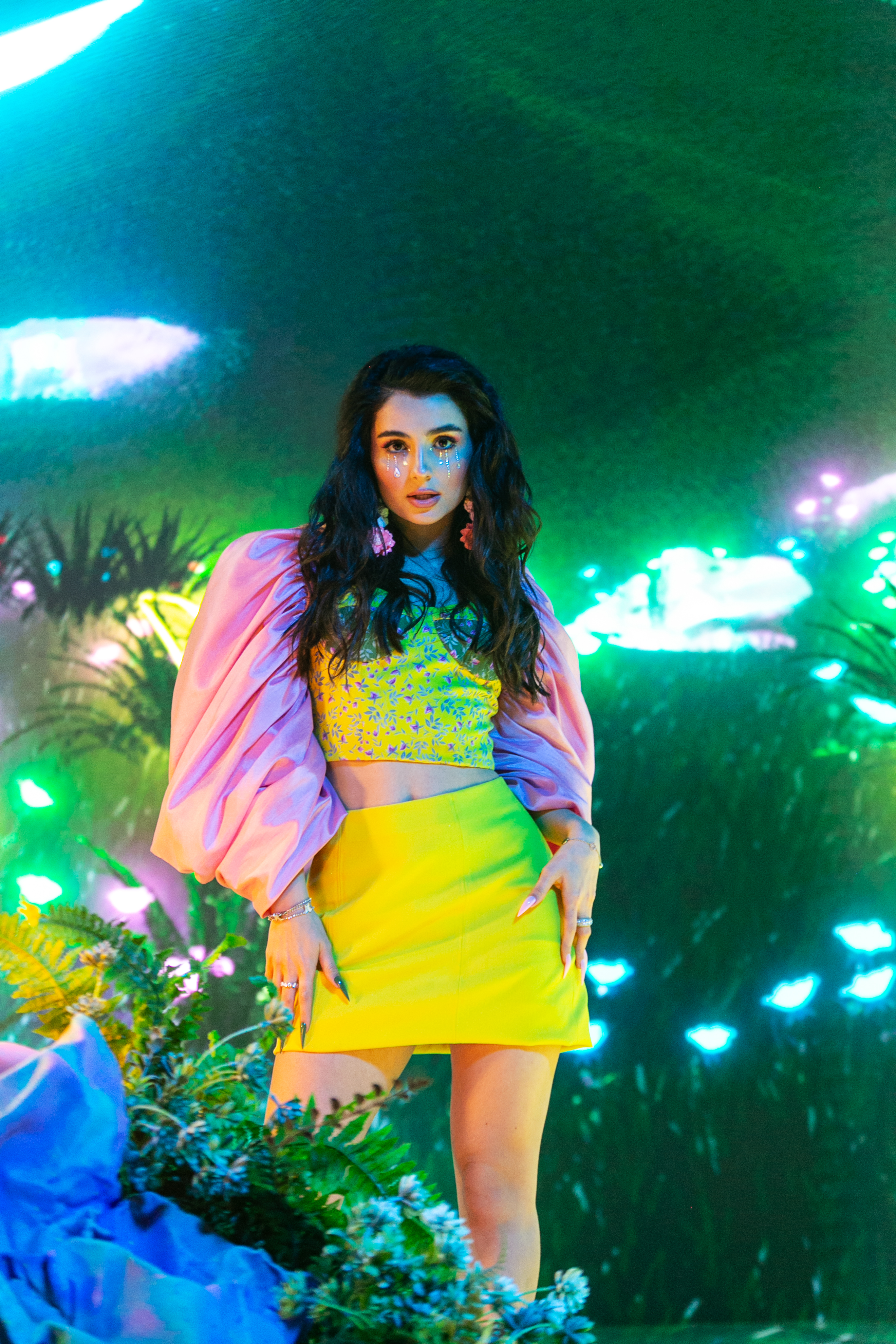 Анна Тринчер презентует клип и макси-сингл "БЛА БЛА БЛА"