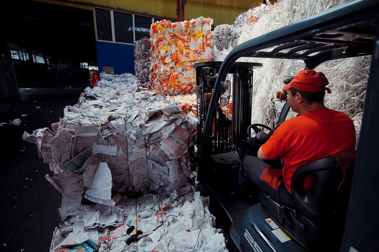Від тримачів для напоїв до біопалива: на що перероблюють відходи в МакДональдз