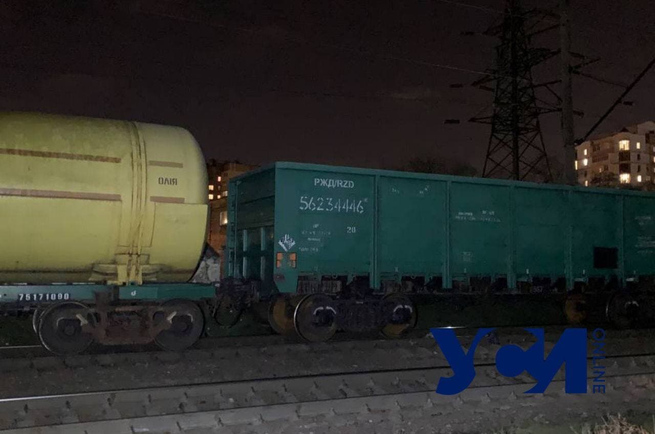 В Одессе поезд сбил мужчину.