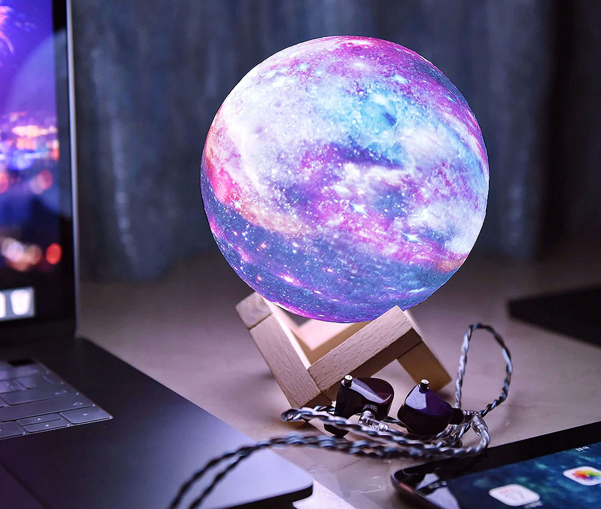 10 вариантов унисекс-подарков на Новый год.