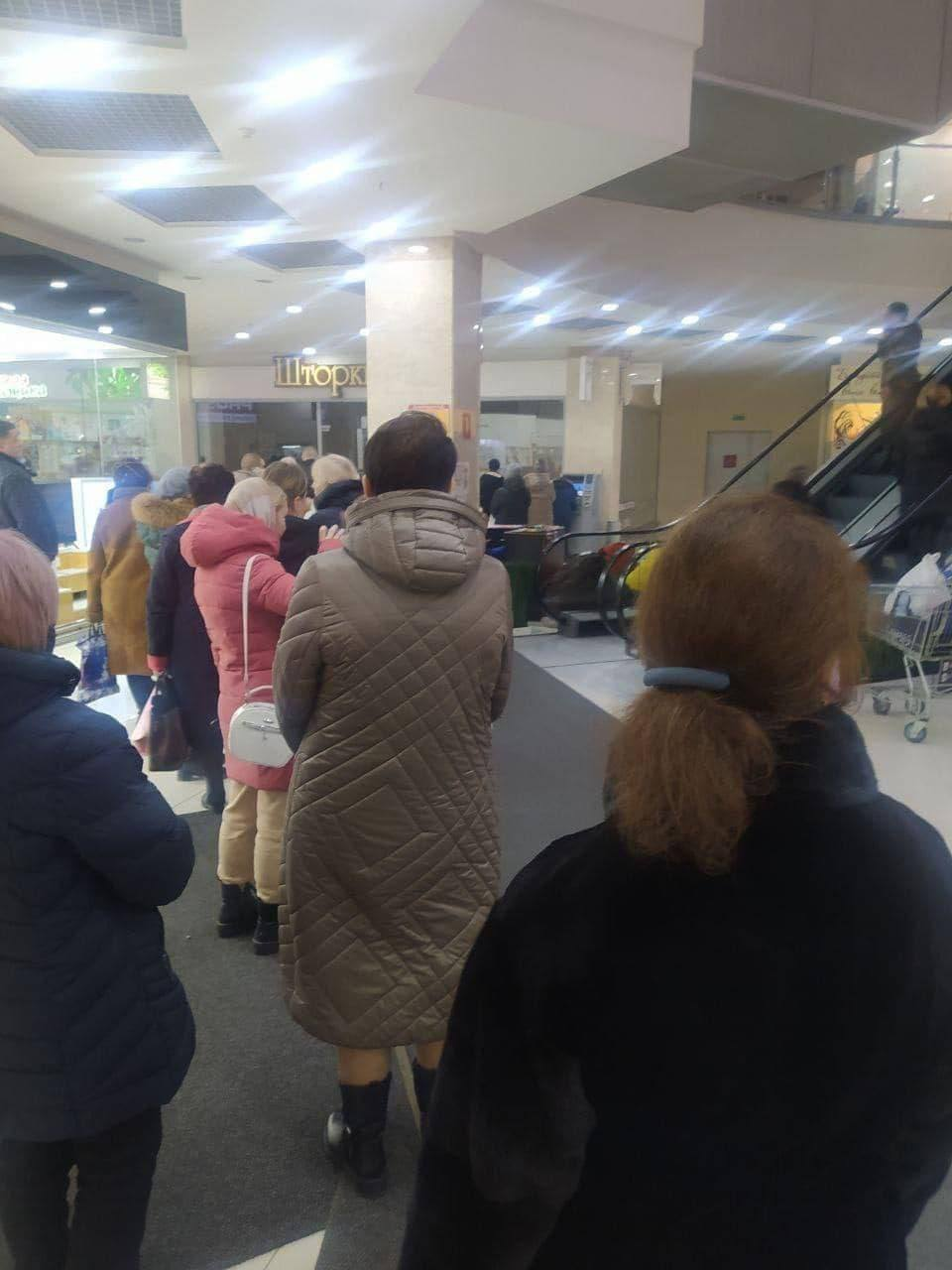 Жителей "ДНР" и "ЛНР" призвали эвакуироваться в РФ: подробности.