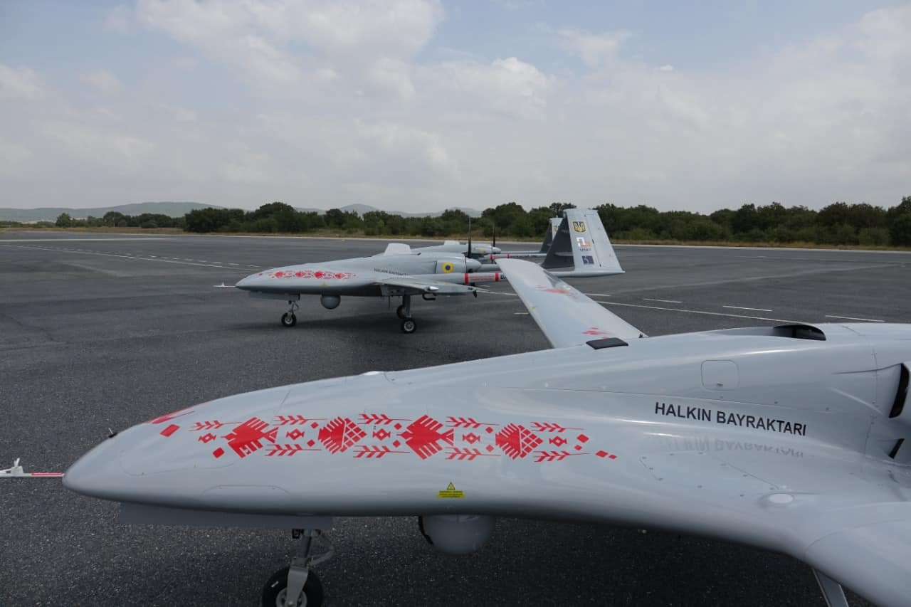 Как выглядят "Народные Байрактары", на которые украинцы собирали деньги.