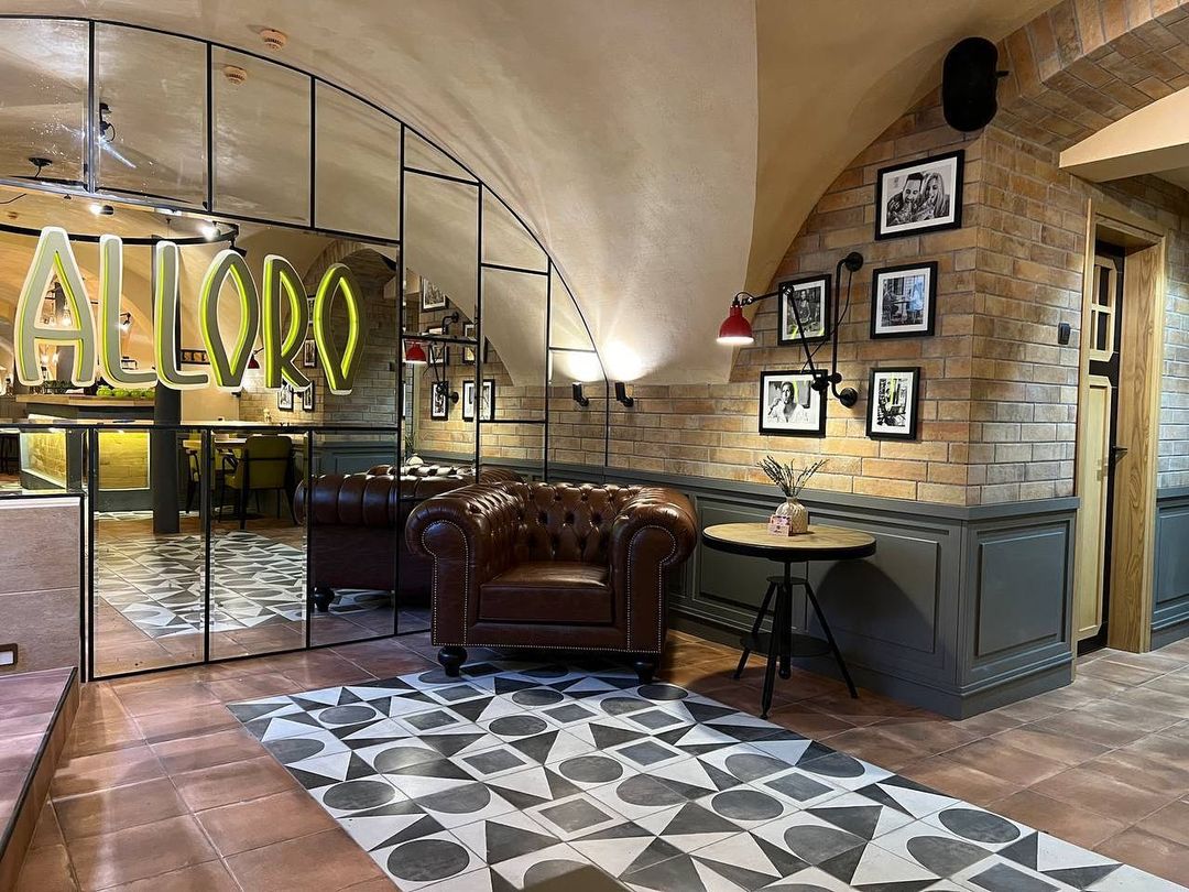 Ресторан Alloro Eat&Love.
