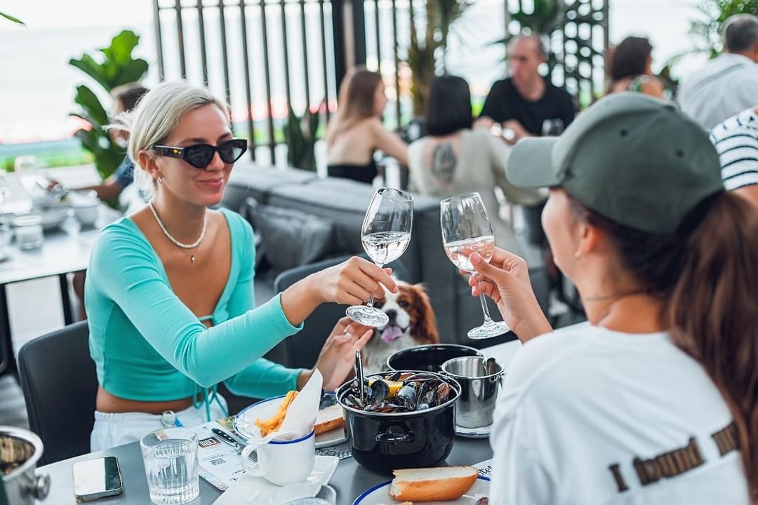 Бар мідій "Котелок".