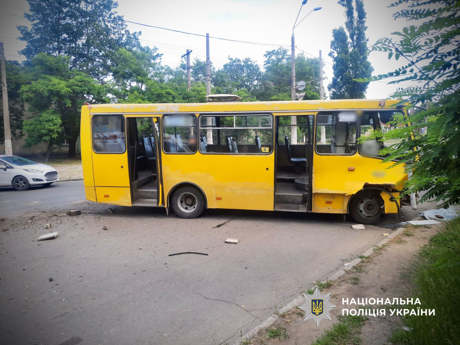Маршрутка після ДТП.