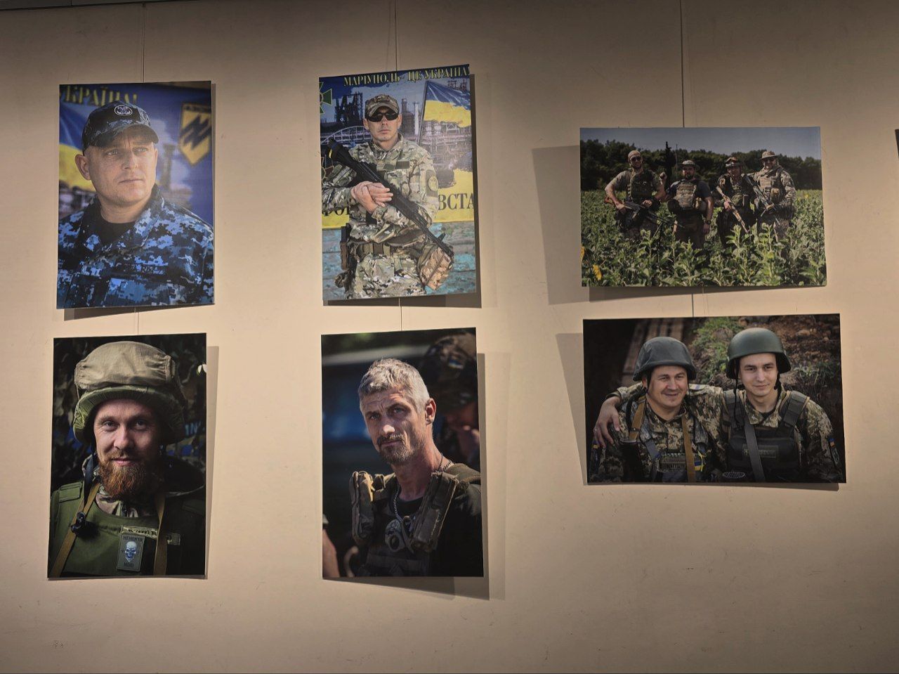 Фото с выставки Бориса Бухмана.