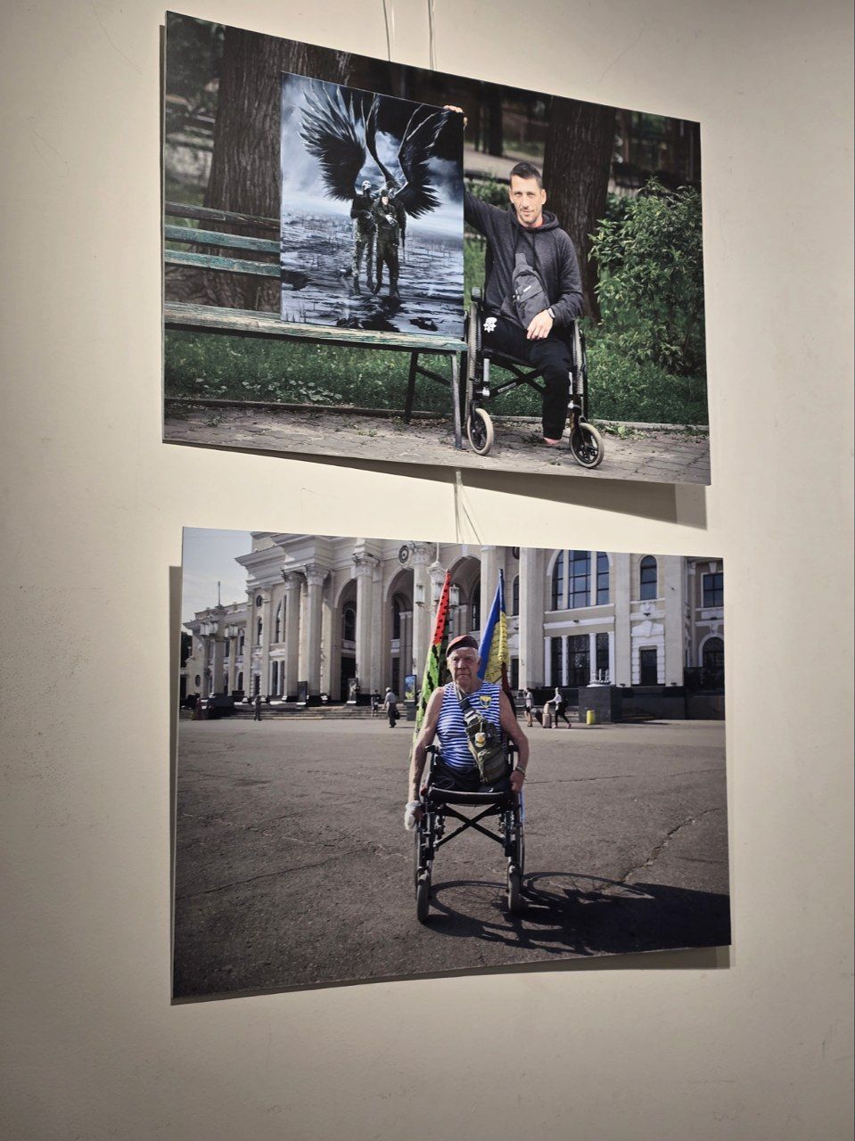 Фото с выставки Бориса Бухмана.