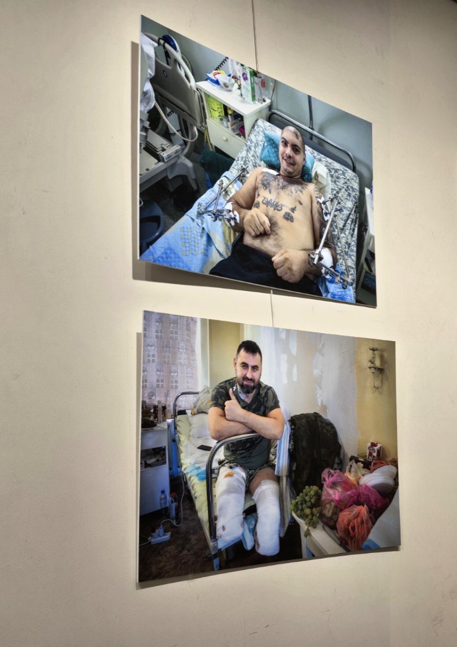 Фото с выставки Бориса Бухмана.