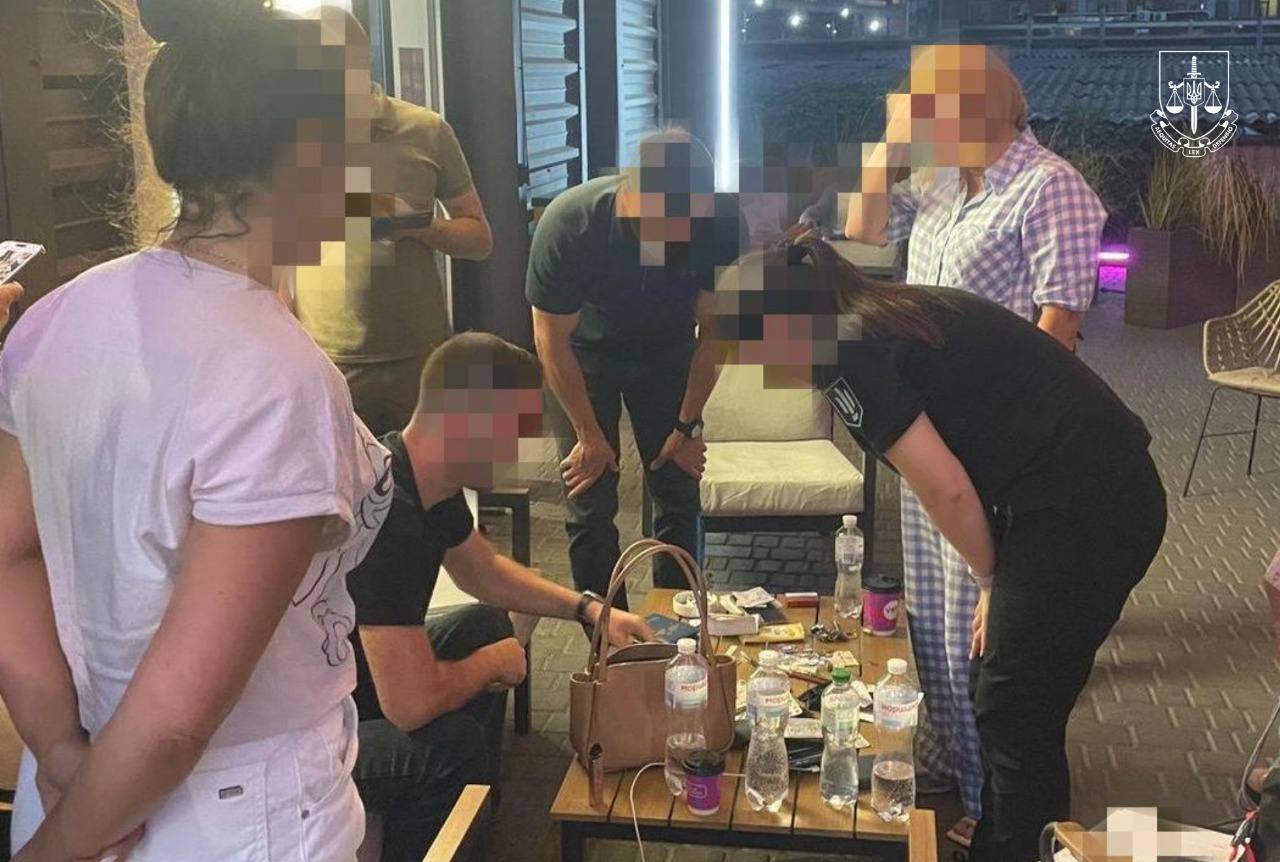 Затримання посадовиці Одеської митниці.