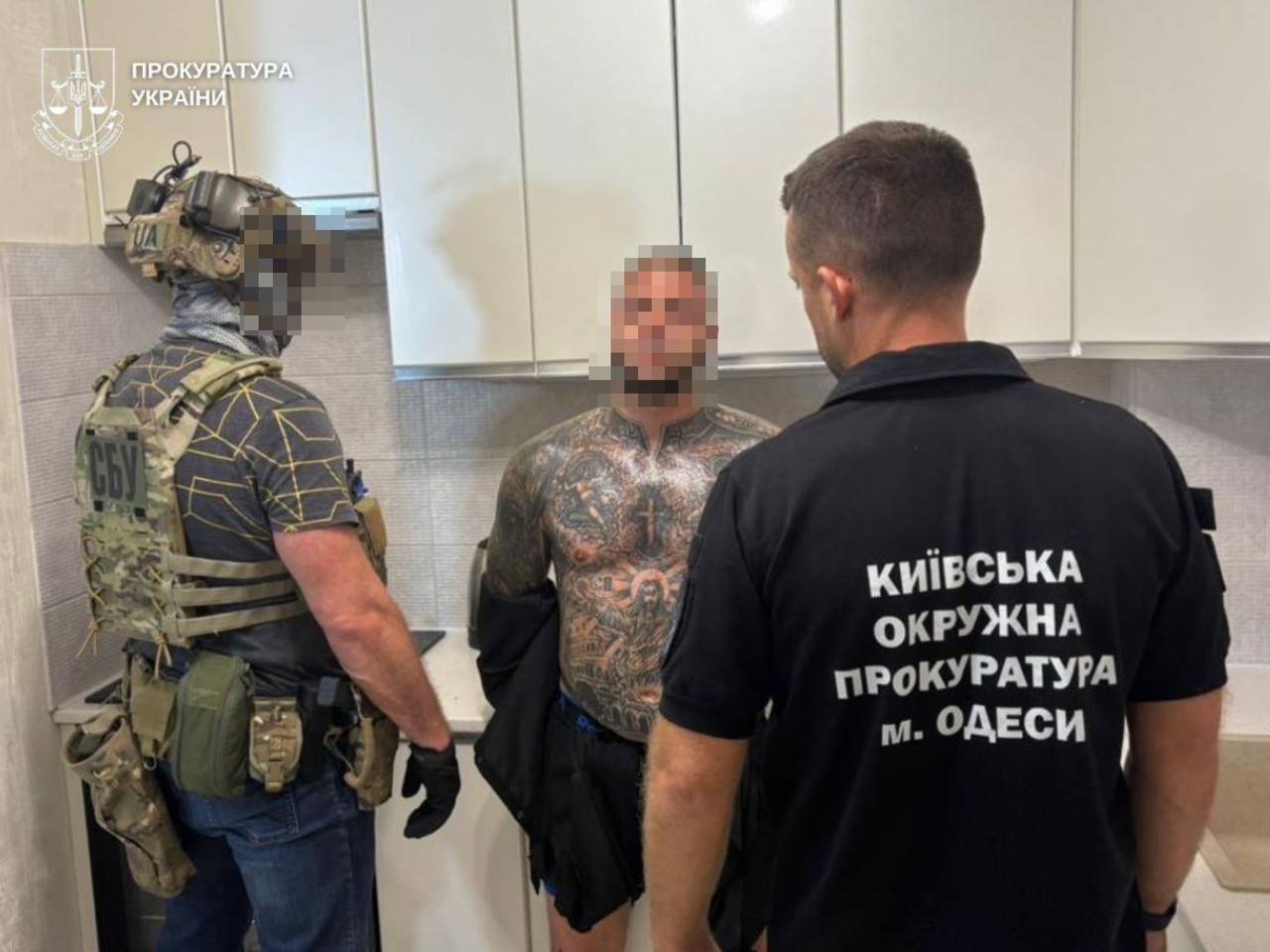 Тиснули на криптотрейдера: в Одесі судитимуть двох вимагачів