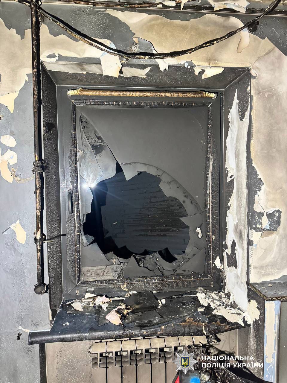 Пошкодження у квартирі після підпалу.
