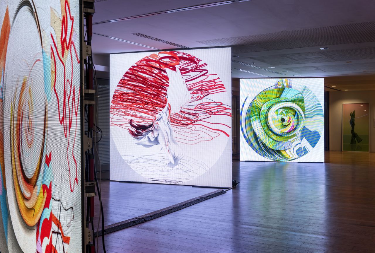 Відеоінсталяція Степана Рябченко "Електронні вітри" на виставці "Цифрова природа", Київський міжнародний економічний форум, КВЦ "Парковий", Київ, 2018