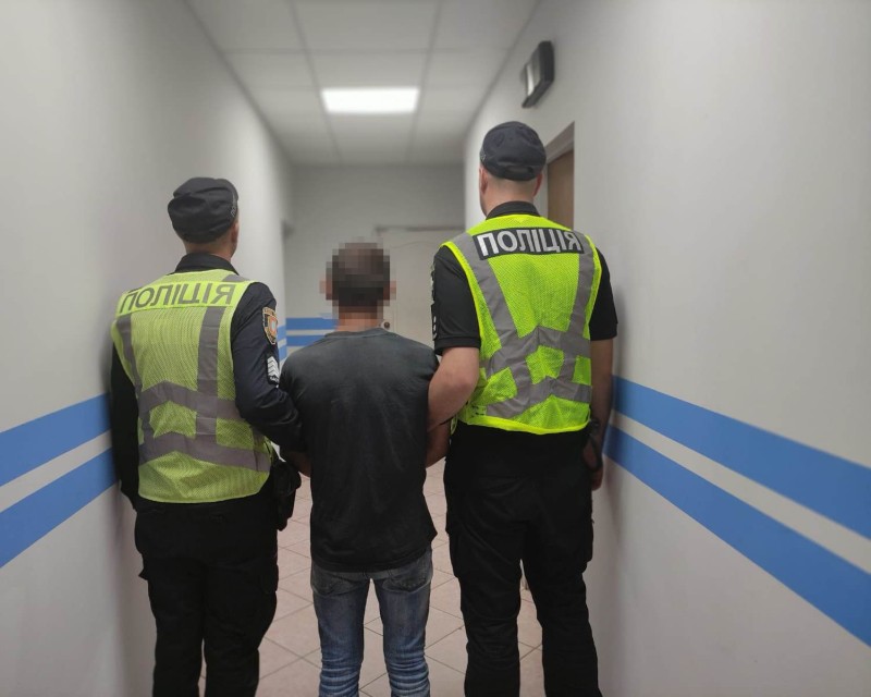 В Одесской области пьяный водитель сбил 10-летнего мальчика: ребенок получил тяжелые травмы.