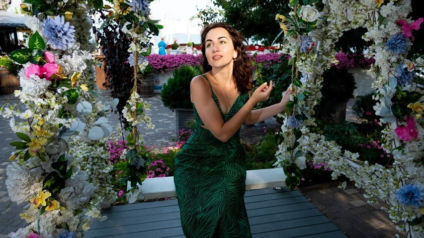 В Одессе состоится концерт AWA BAND (на фото вокалистка Авелина Цеховалова).