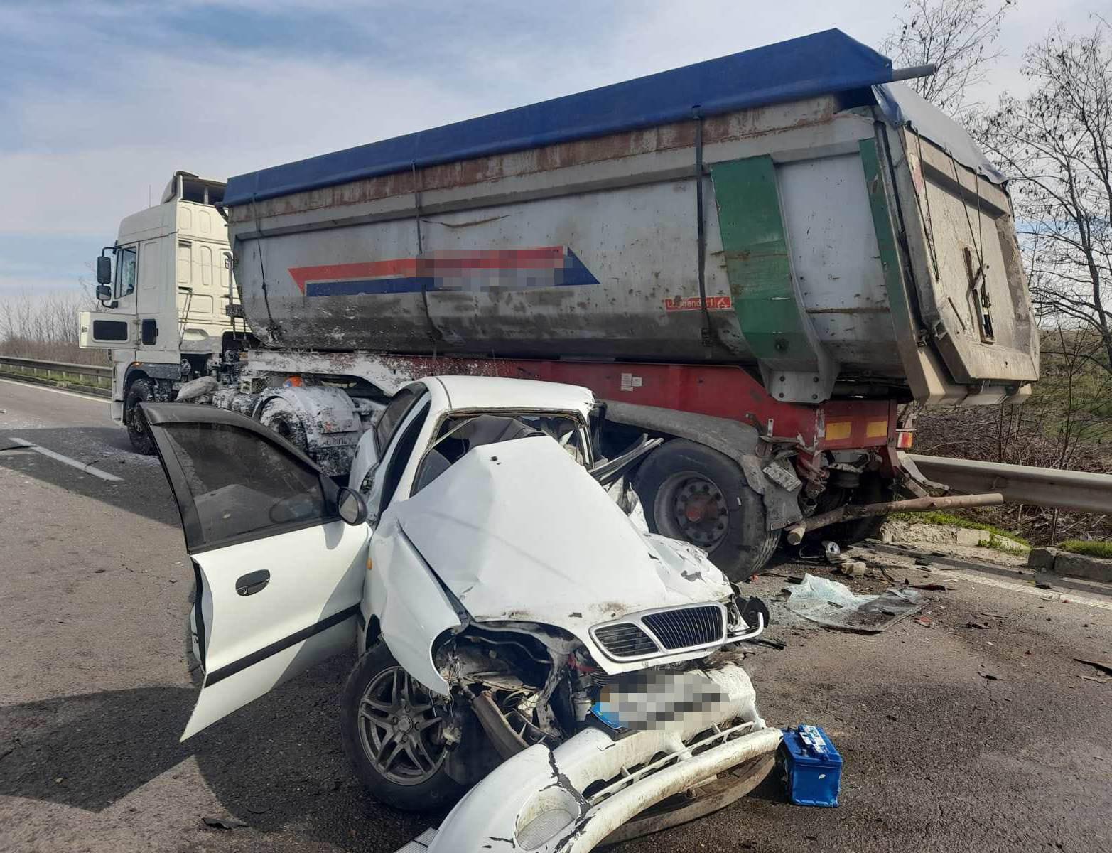 На трассе Одесса &ndash; Киев произошло смертельное ДТП: погибли два человека.