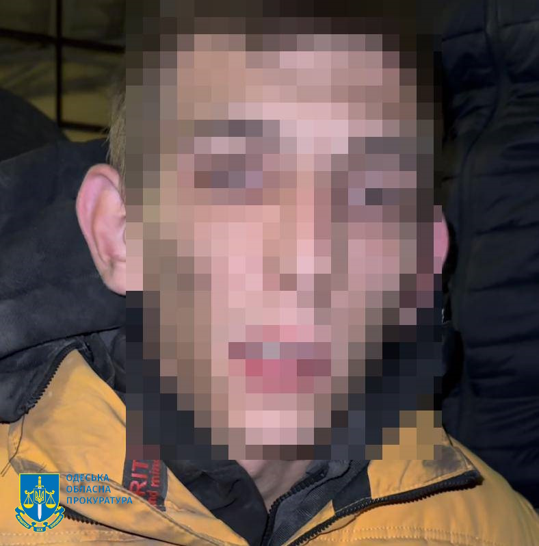 Молодой человек, который поджег микроавтобус военнослужащего.