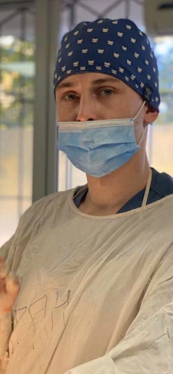 На фронті в Херсонскій області загинув 26-річний лікар-інтерн з Одеси Андрій Григорчук.