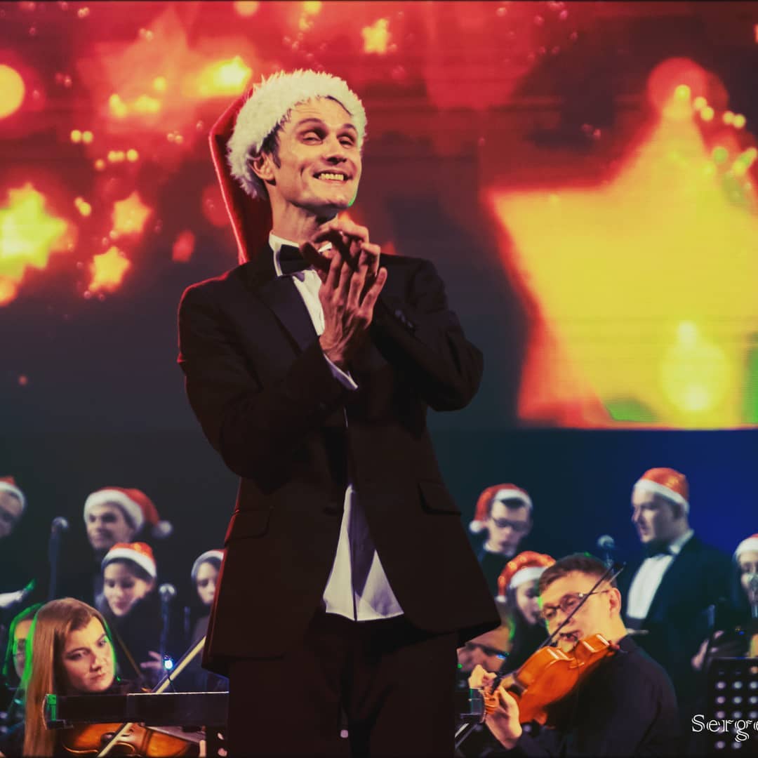 Оркестр Андрея Черного выступит с концертом "Рождественская симфония".