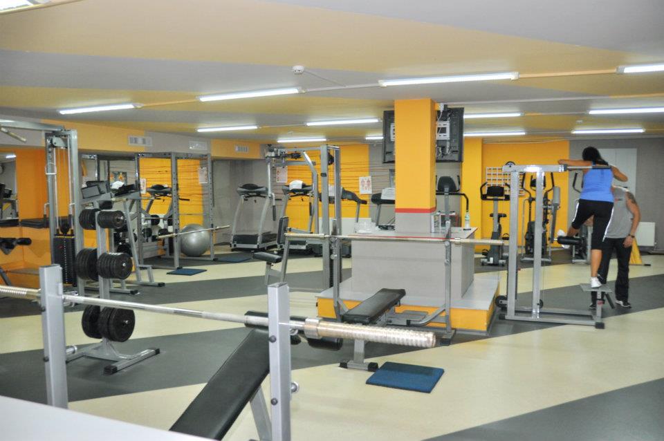 Мережа фітнес-клубів "Вертикаль".