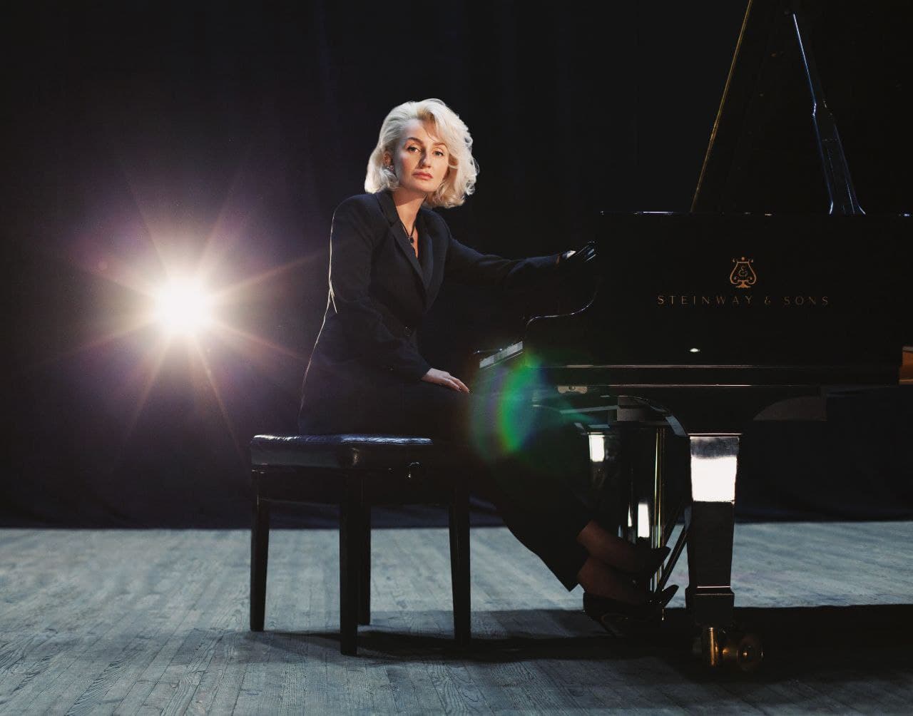 Диана Гульцова.