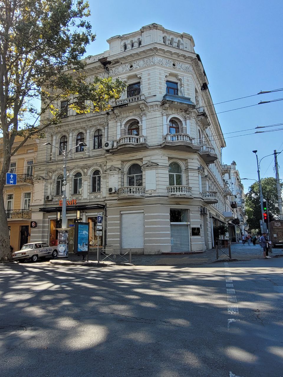 Прибутковий будинок Маврокордато опинився на межі руйнування.