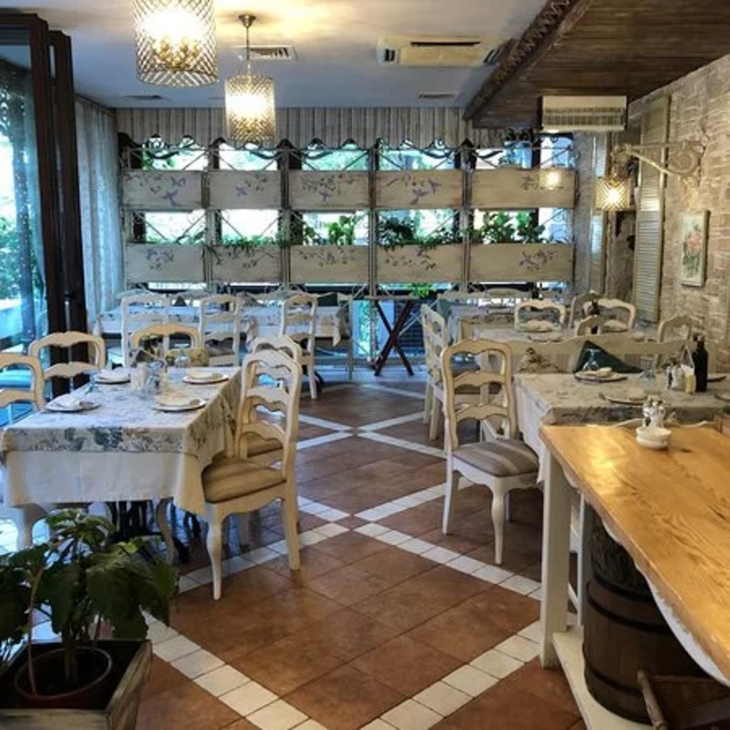 Ресторан Jardin.