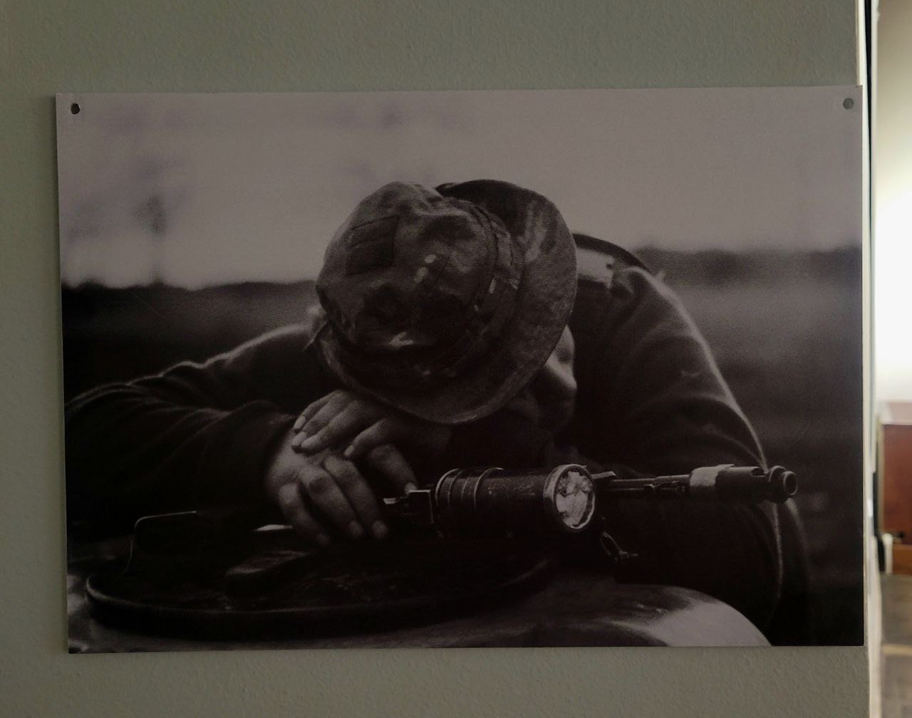 Снимок с выставки Максима Кривцова.