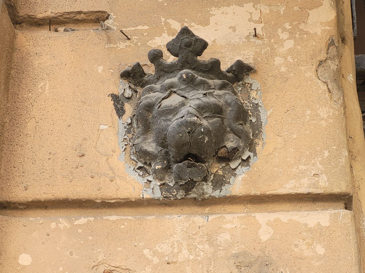 Лев на улице Гоголя, 4.