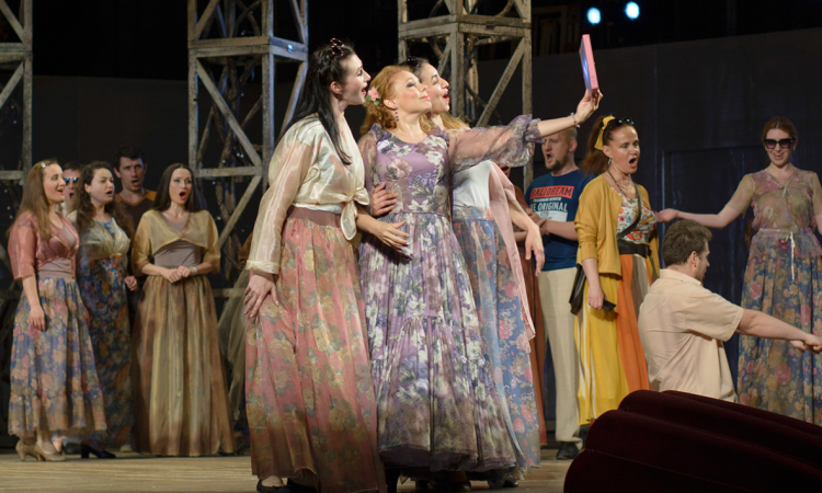 Опера "Любовный напиток".