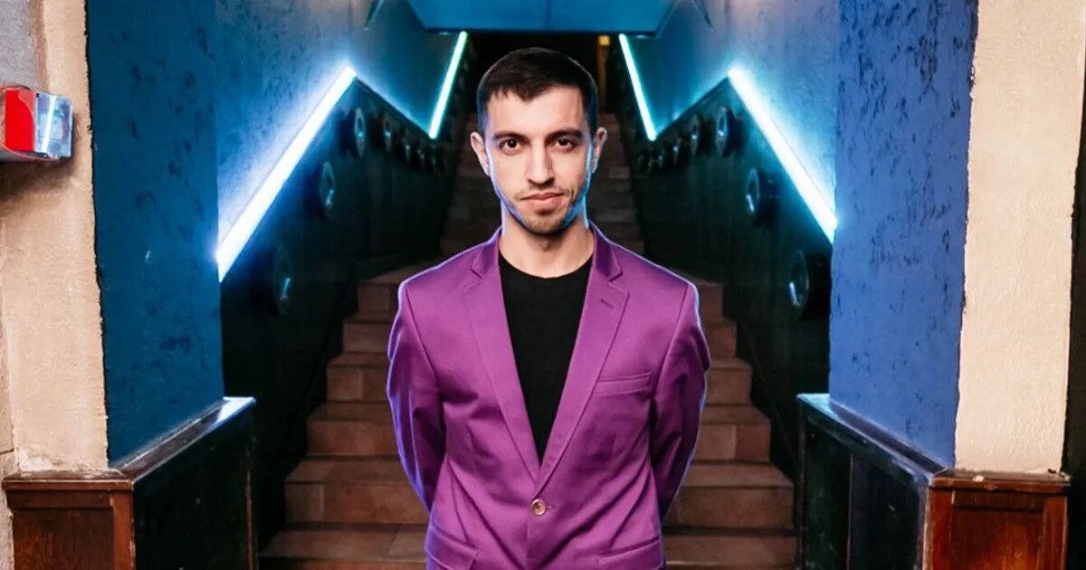 У культурному просторі "Ось" выступить гуморист Іван Люленов.