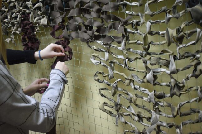 У парку Горького пройде благодійний ярмарок "Плетемо Перемогу разом".