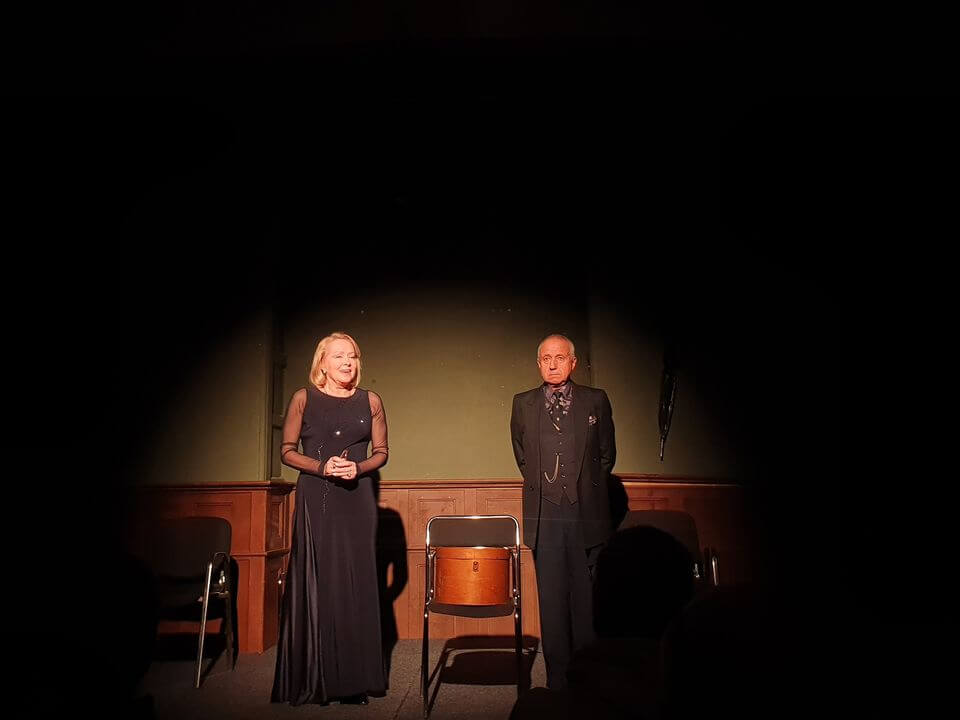 Спектакль "Милые обманщики".