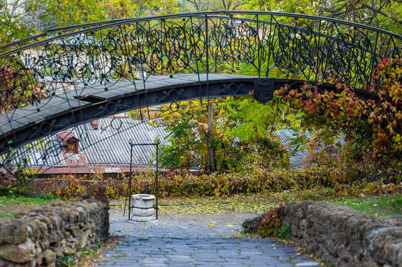 Мостик влюбленных.