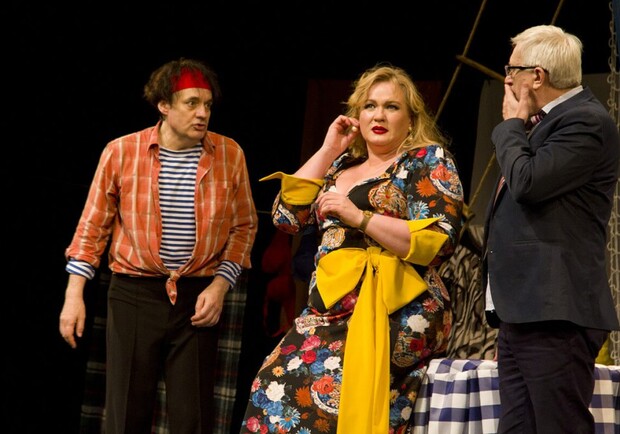 Спектакль "Муж моей жены".