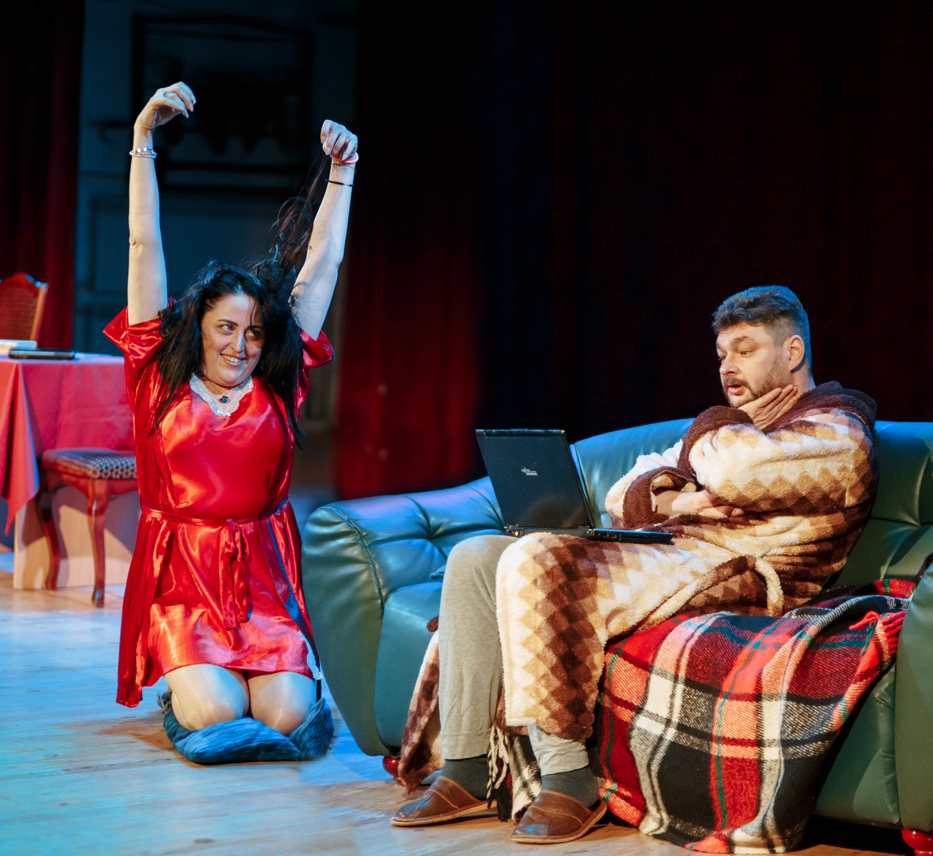 Вистава "Ліворуч від розлуки, на північ від тебе".