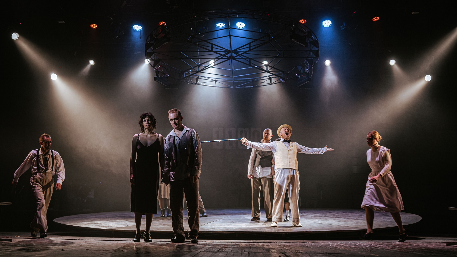 Спектакль "Обреченные танцевать".