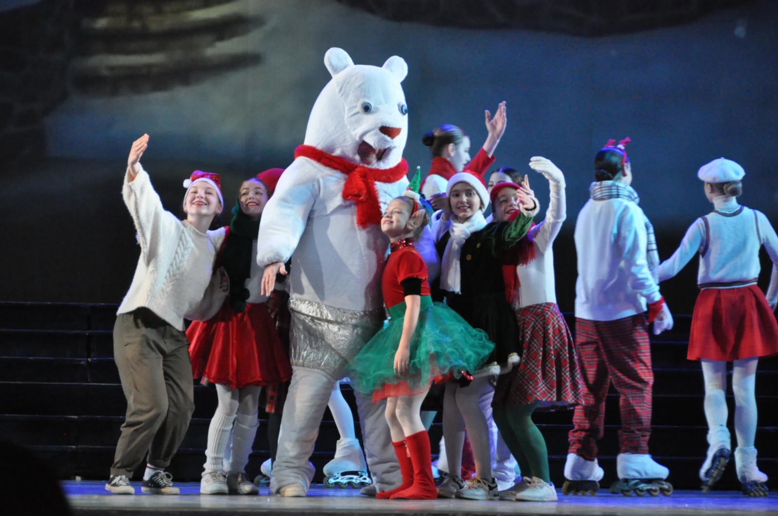 Шоу "Новогодняя Одиссея".