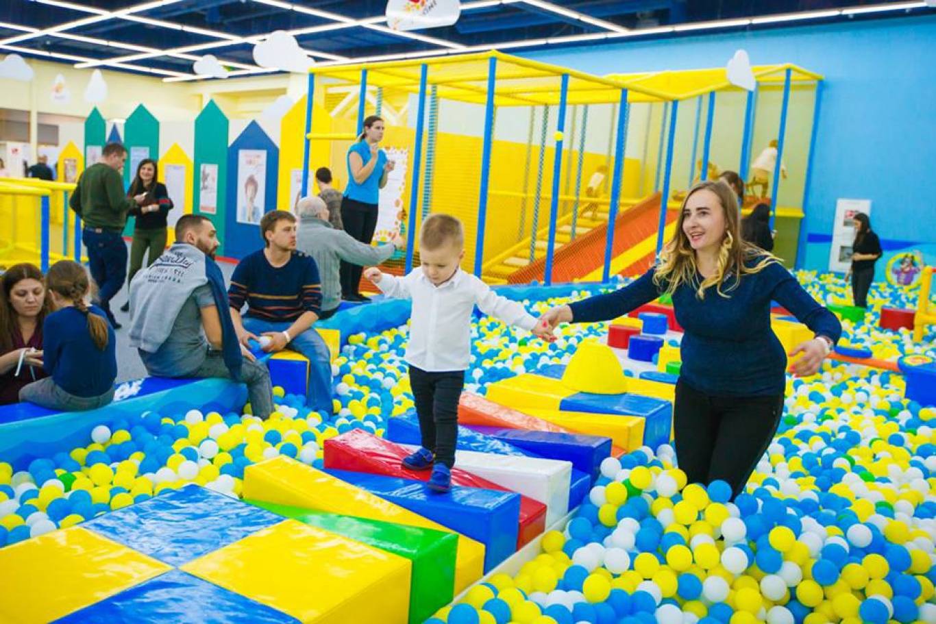 Семейный парк развлечений Papashon Kids.