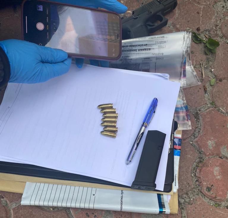 В Киеве задержали одного из подозреваемых в похищении предпринимателя из Одесской области.